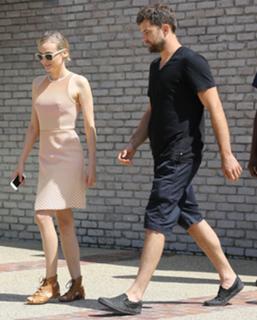 Diane Kruger feet photo thumbnail