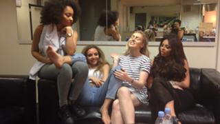Jade Thirlwall feet photo thumbnail