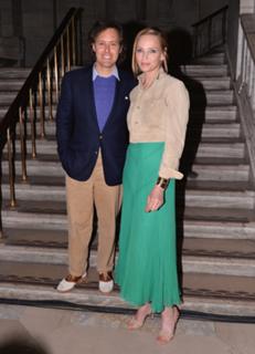 Uma Thurman feet photo thumbnail