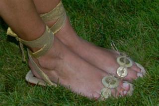 Virginie Efira feet photo thumbnail