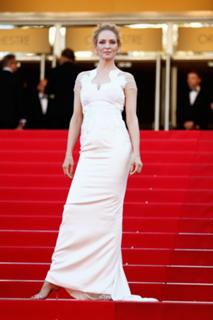 Uma Thurman feet photo thumbnail