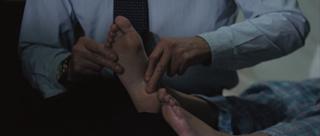 Emily Blunt feet photo thumbnail
