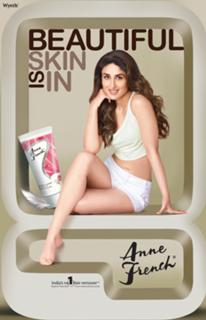 Kareena Kapoor feet photo thumbnail