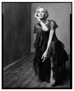 Uma Thurman feet photo thumbnail