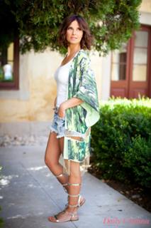 Cristina Ferreira feet photo thumbnail