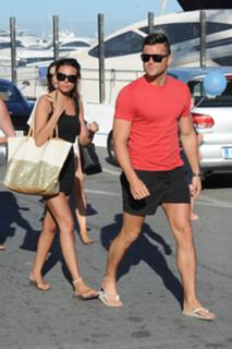 Michelle Keegan feet photo thumbnail