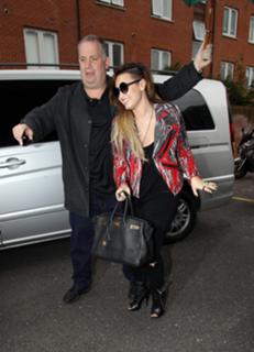 Demi Lovato feet photo thumbnail