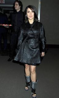 Salma Hayek feet photo thumbnail