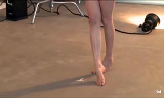 Elizabeth Banks feet photo thumbnail