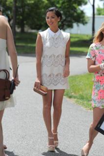 Olivia Munn feet photo thumbnail