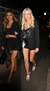 Denise Van Outen feet photo thumbnail