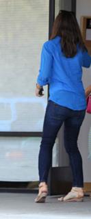Jennifer Garner feet photo thumbnail