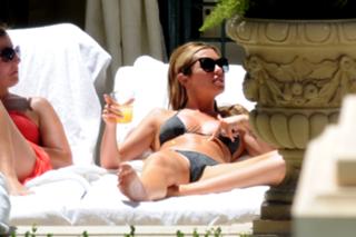Abbey Clancy feet photo thumbnail