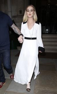 Perrie Edwards feet photo thumbnail