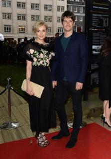 Fearne Cotton feet photo thumbnail