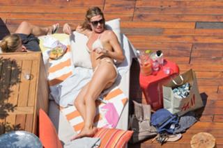 Abbey Clancy feet photo thumbnail