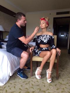 Pia Mia feet photo thumbnail