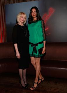 Famke Janssen feet photo thumbnail