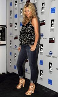 Aly Michalka feet photo thumbnail