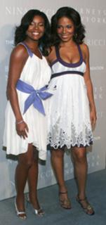 Gabrielle Union feet photo thumbnail