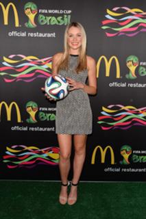 Katrina Bowden feet photo thumbnail