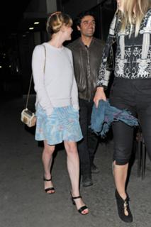 Kirsten Dunst feet photo thumbnail