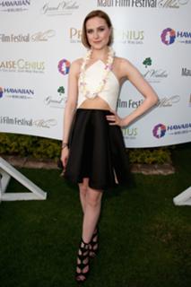 Evan Rachel Wood feet photo thumbnail