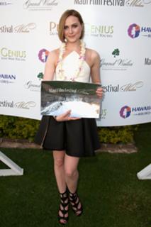 Evan Rachel Wood feet photo thumbnail