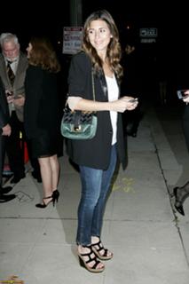 Jamie-Lynn Sigler feet photo thumbnail