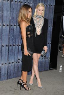Jessica Alba feet photo thumbnail
