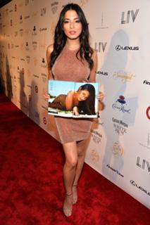 Jessica Gomes feet photo thumbnail