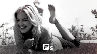 Kate Hudson feet photo thumbnail