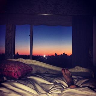 Lady Gaga feet photo thumbnail