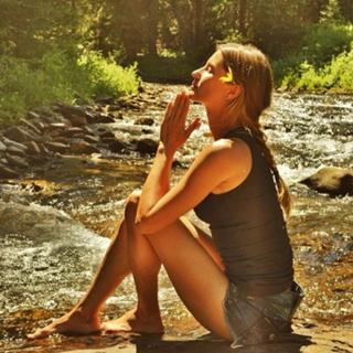 Gisele Bündchen feet photo thumbnail