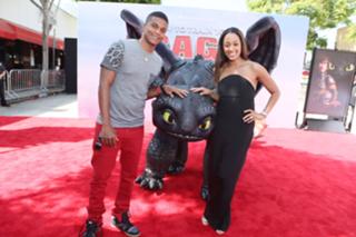Tia Mowry feet photo thumbnail