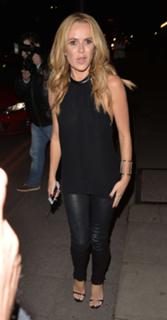 Amanda Holden feet photo thumbnail