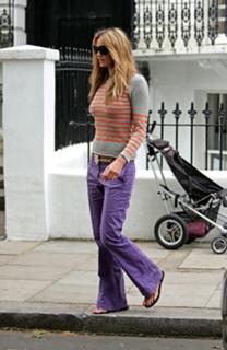 Elle Macpherson feet photo thumbnail