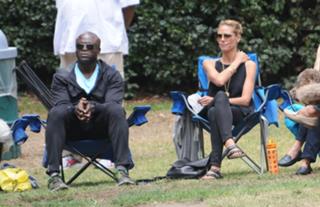 Heidi Klum feet photo thumbnail