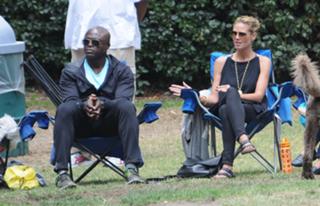 Heidi Klum feet photo thumbnail