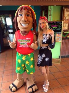 Pia Mia feet photo thumbnail
