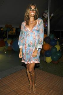 Kelly Bensimon feet photo thumbnail
