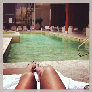 Ana de Armas feet photo thumbnail
