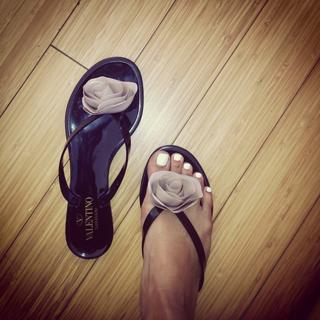 Karrueche Tran feet photo thumbnail