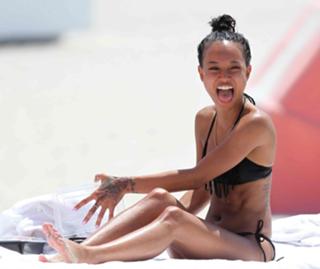 Karrueche Tran feet photo thumbnail