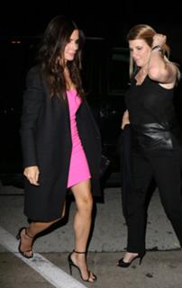 Sandra Bullock feet photo thumbnail