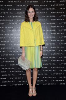 Anna Safroncik feet photo thumbnail