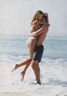 Heidi Klum feet photo thumbnail