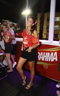 Bruna Marquezine feet photo thumbnail