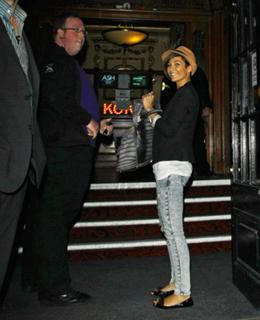 Frankie Bridge feet photo thumbnail
