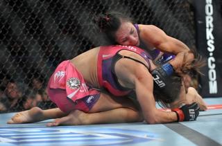 Miesha Tate feet photo thumbnail